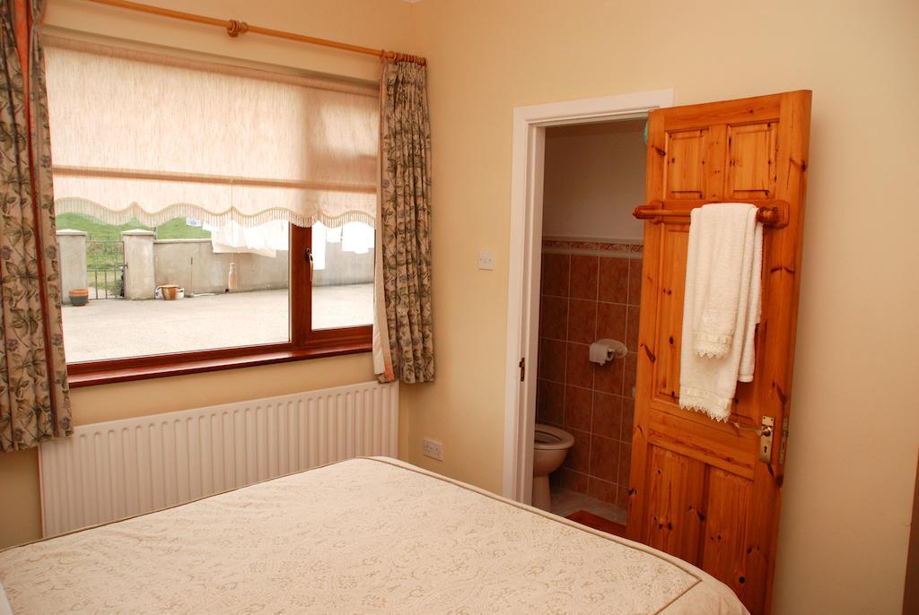 Cradog Farmhouse B&B Urlingford Quarto foto